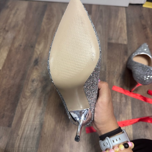 Silver 4 inch heels - Picture 5 of 7